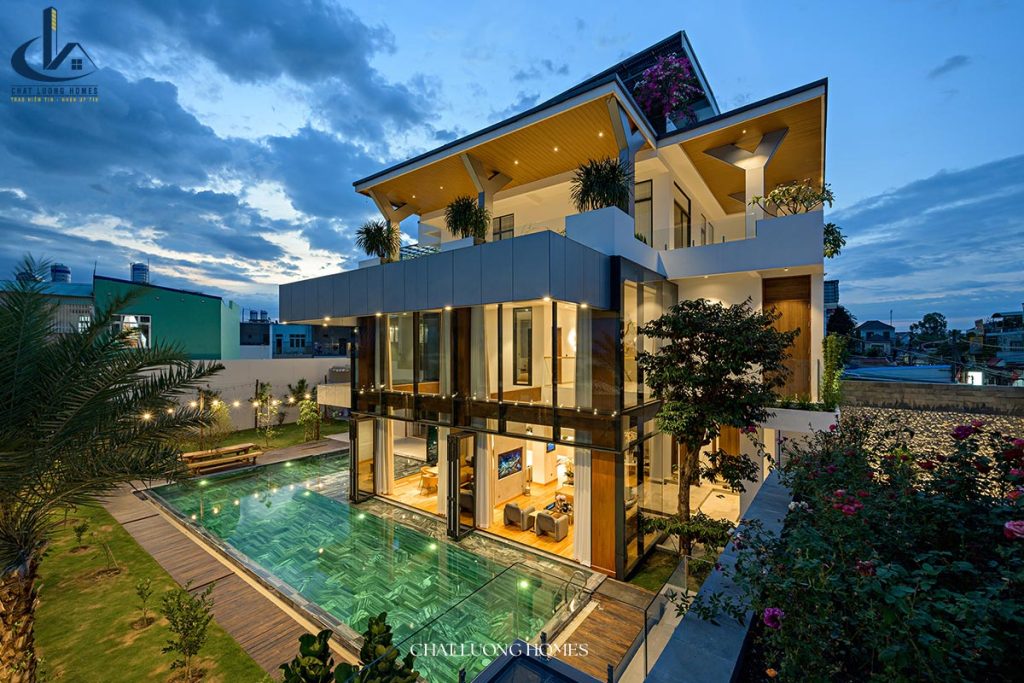 Mẫu biệt thự 3 tầng có hồ bơi